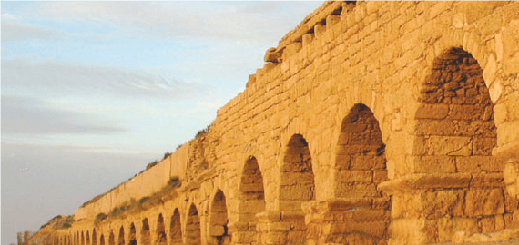 אמת המים העתיקה של קיסריה