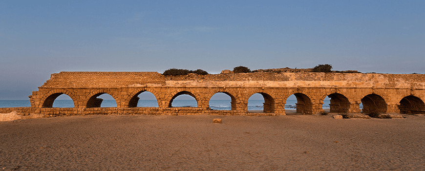 חוף האקוודוקט קיסריה